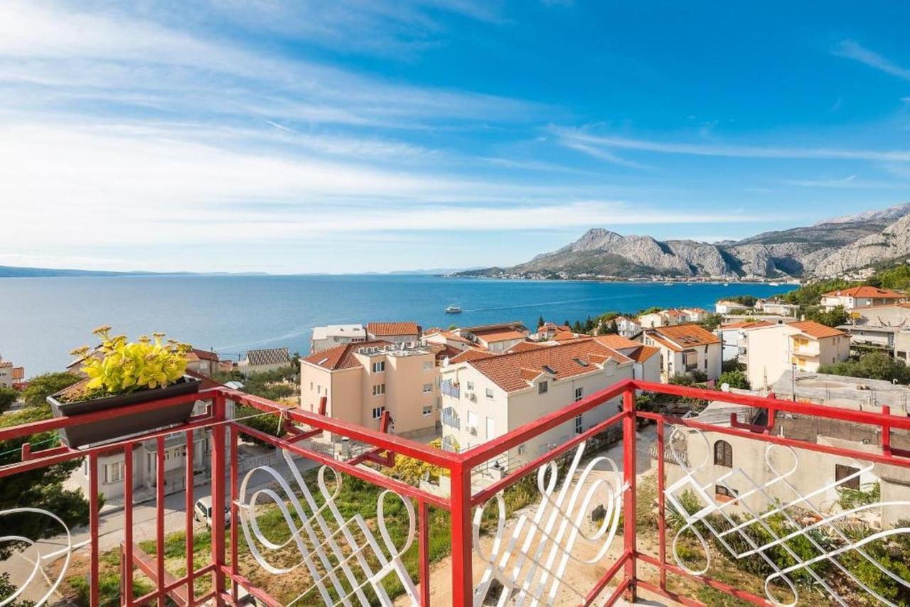 Apartments Roza Omiš Buitenkant foto