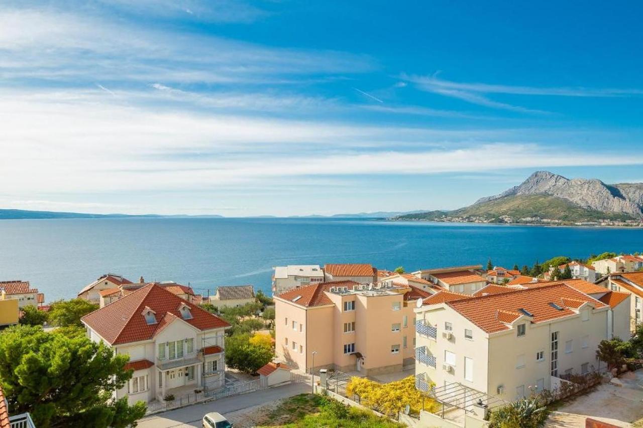 Apartments Roza Omiš Buitenkant foto