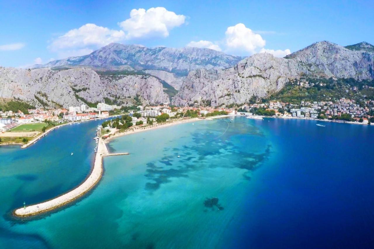 Apartments Roza Omiš Buitenkant foto